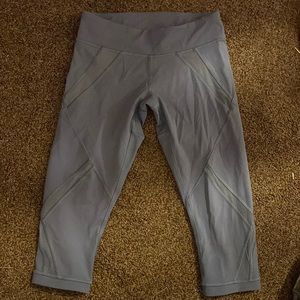 lululemon capri leggings, blue, size 4